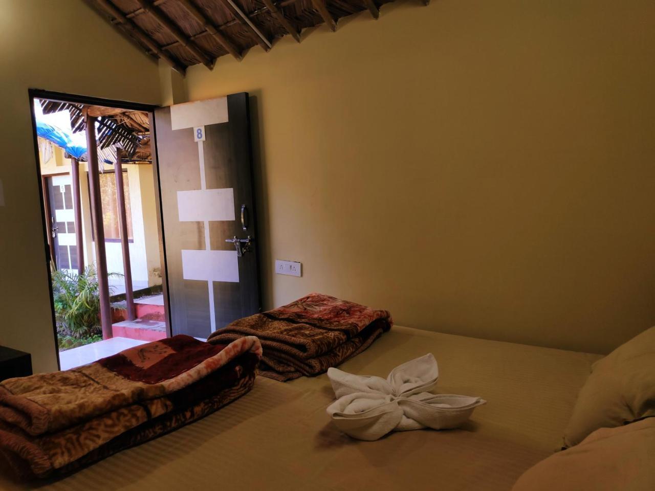 Garud Chatti River Resort Rishīkesh Dış mekan fotoğraf